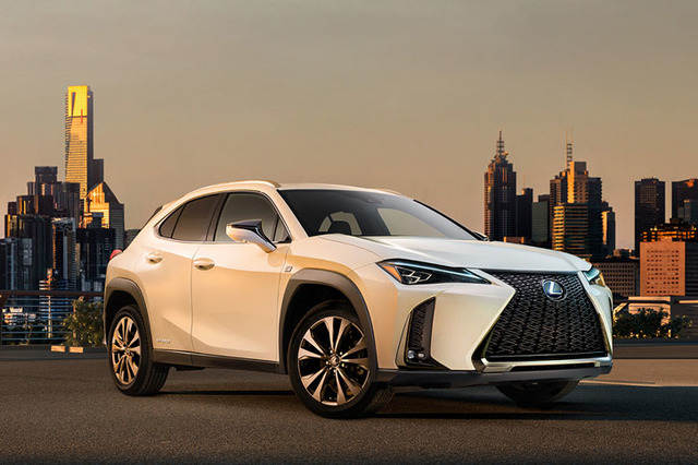 ジュネーブショー2018】レクサス、新コンパクトSUV「UX」のデザインを