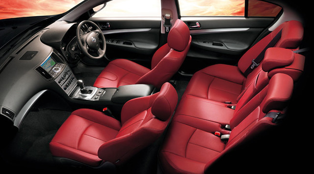 日産スカイライン」に555台の特別限定車 【ニュース】 - webCG