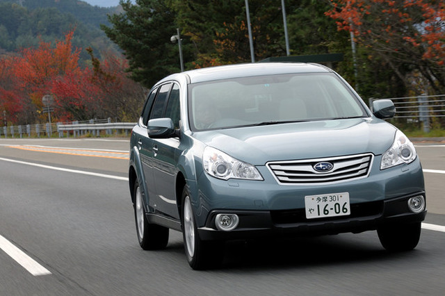 スバル・レガシィアウトバック 2.5i Lパッケージ（4WD/CVT）【ブリーフ