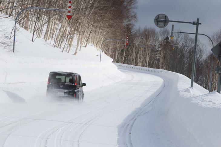 エンジニアはもちろん、デザイナーもステアリングを握って開発に取り組んだという「ステップワゴン モデューロX」。その走りは“チューニングモデル”という言葉の響きとは趣を異にする、上質なものだった。