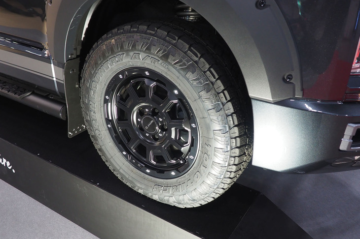 三菱デリカD：5 JAOSスタイル