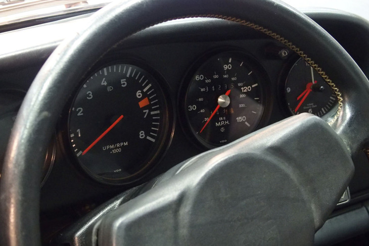 ポルシェ911トレイル（1976年）／CRANK TOKYO