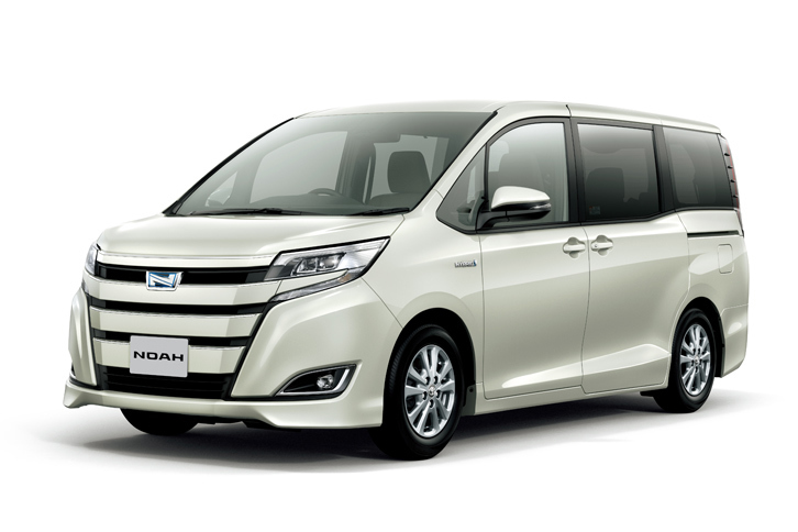 新規設定色「ラグジュアリーホワイトパールクリスタルシャインガラスフレーク」が用いられた「ノアG」（ハイブリッド車）。