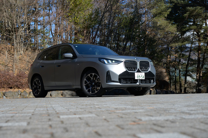 4代目「BMW X3」に与えられた開発コードは「G45」。日本では2024年11月28日に発売された。