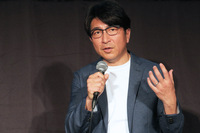 交通コメンテーターの西村直人氏。四輪、二輪、乗用、商用を問わずモビリティーに精通したモータージャーナリストで、過去には大型商用車の開発業務にも携わった経歴を持つ。