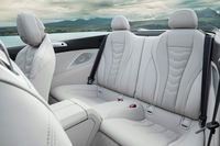 「BMW 8シリーズ カブリオレ」の国内販売がスタートの画像