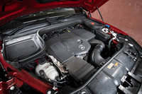 「300d」の2リッター直4ディーゼルターボエンジンは、最高出力245PS、最大トルク500N・mと、同クラスのディーゼルとしては非常にパワフルだ。