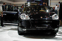 ポルシェ「カイエン」【パリサロン02】