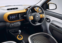 「ルノー・トゥインゴ」に充実装備の「インテンス」登場　MT仕様の「S」も装備を強化の画像