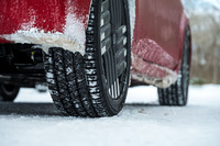 今回の試乗車のほとんどがブリヂストンのスタッドレスタイヤ「ブリザックVRX3」を装着していた。