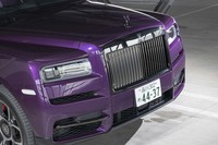 試乗車は内外装をスポーティーに飾った「ブラックバッジ」。パルテノングリルのフレームはダーククロームで仕立てられる。