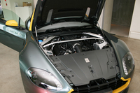 アストンがスポーティーな「N430」を発表の画像