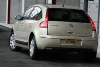 シトロエンC4 1.6(4AT)／クーペ2.0VTS(5MT)【試乗速報】の画像