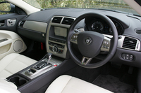 ジャガーXKRクーペ(FR/6AT)【ブリーフテスト】の画像