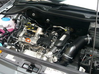 新型「フォルクスワーゲン・クロスポロ」のエンジンは、1.2リッターターボのみ。高出力と低燃費の両立をうたう、同社自慢のパワーユニットだ。