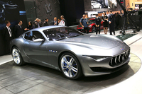 今回フィリップセン氏が選んだ、おすすめの1台は、「マセラティ・アルフィエーリ コンセプト」。