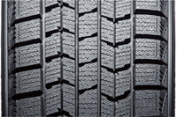 3種類のパターンを組み合わせる「トリプルフェイスパターン」を採用。