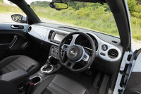 フォルクスワーゲン・ザ・ビートル デザイン レザーパッケージ（FF/7AT）【ブリーフテスト】の画像