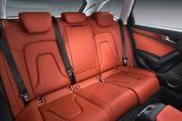 アウディA4アバント発表。日本導入は今年後半【ジュネーブショー08】の画像