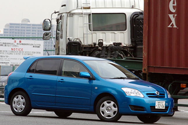 【スペック】 全長×全幅×全高＝4175×1695×1470mm／ホイールベース＝2600mm／車重＝1090kg／駆動方式＝FF／1.5リッター直４DOHC16バルブ（105ps/6000rpm、14.4kgm/4400rpm）／価格＝157万5000円(テスト車＝198万7650円) 