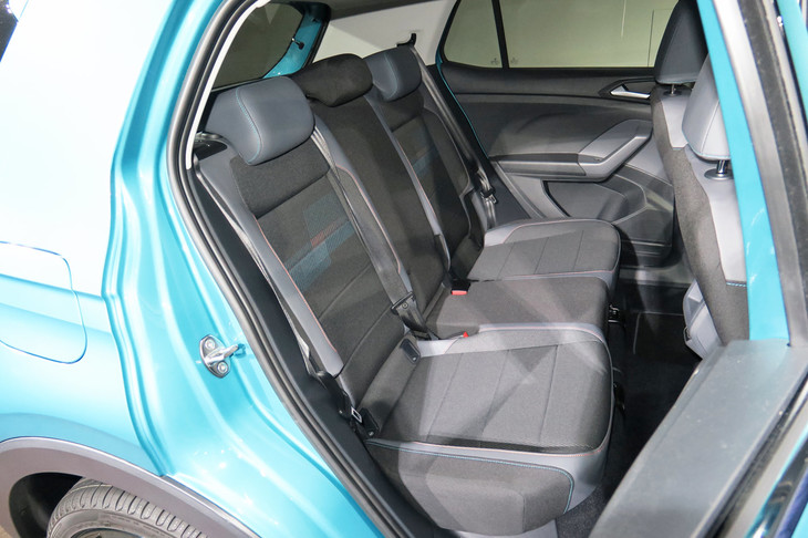 フォルクスワーゲンTクロスTSI 1stプラス（リアシート）