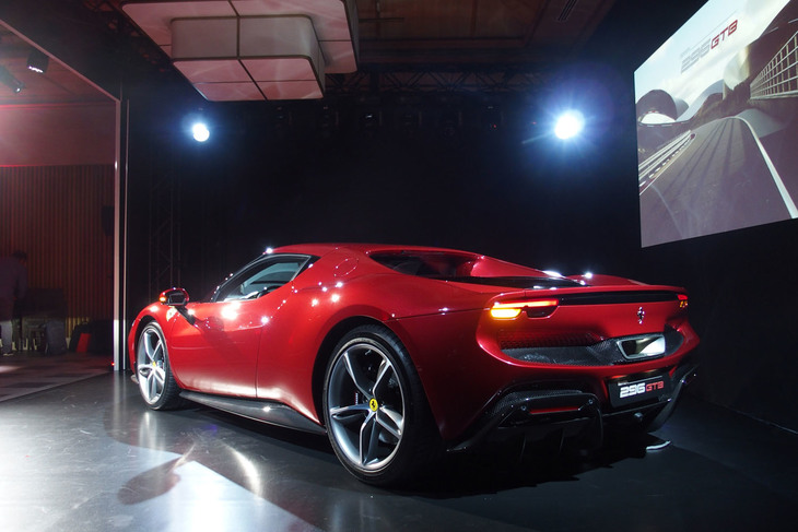 フェラーリ296GTB（エクステリア）