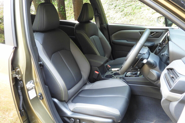 スバル・フォレスターX-BREAK S：HEV EX（フロントシート）