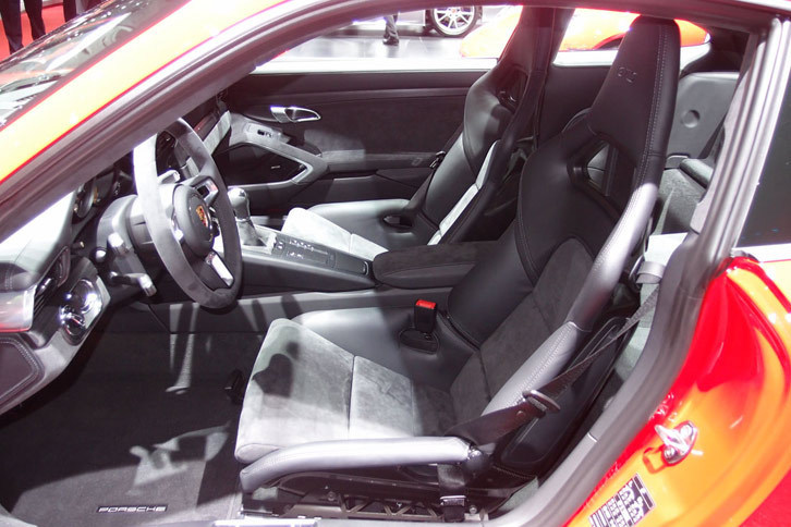 ポルシェ911カレラGTS