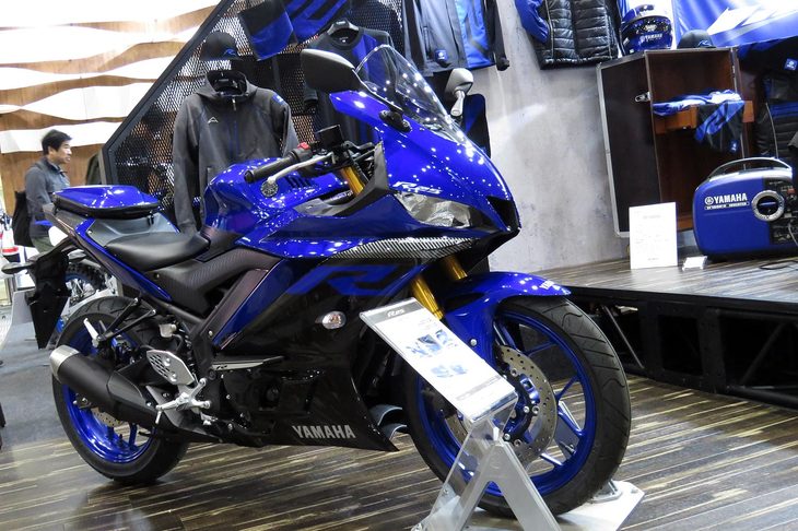 ヤマハYZF-R25 ABS