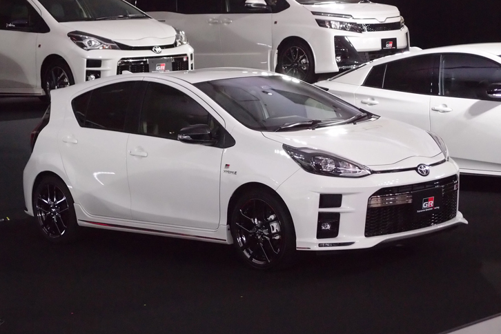 アクア“GRスポーツ”（プロトタイプ）