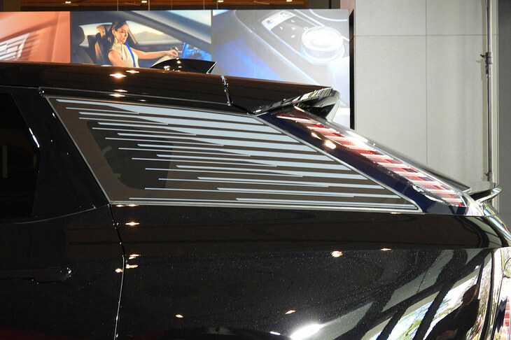 キャデラック・オプティック（Cピラー）