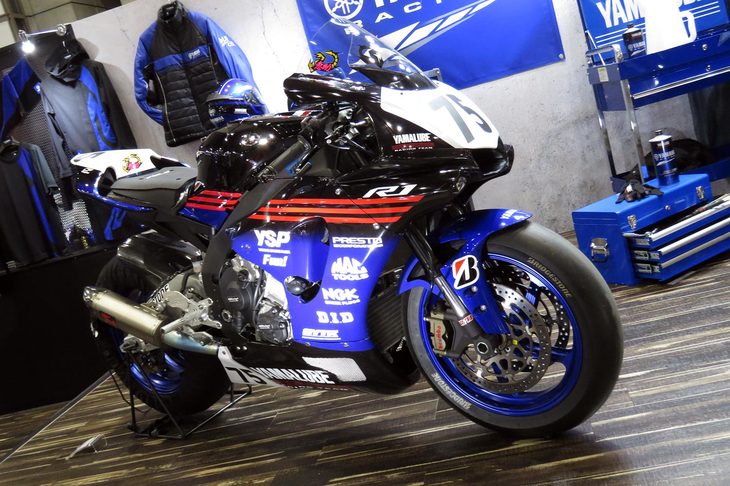 東京モーターサイクルショー2019の会場より、ワイズギアのブースの様子。