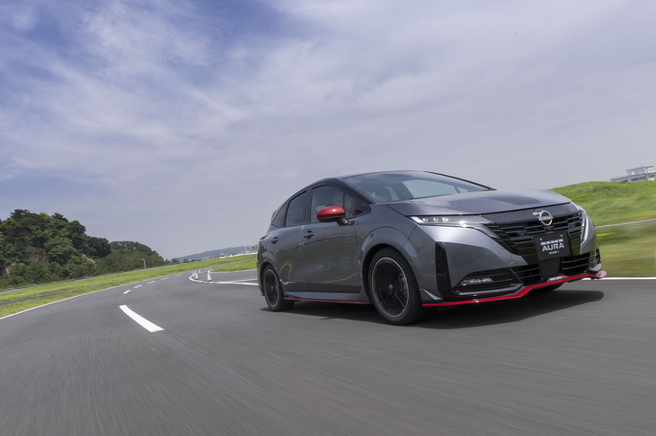 日産ノート オーラNISMOチューンドe-POWER 4WD