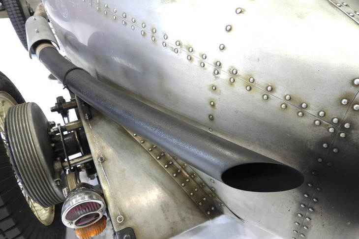 インヴィクタ4 1/2リッター（1929年・第一回全日本自動車競走大会優勝車両）