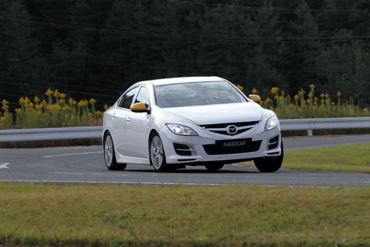 マツダ スカイアクティブ試作車 試乗速報 全身 スカイアクティブ が待ち遠しい Webcg
