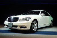 「メルセデス・ベンツSクラス」にハイブリッドモデル追加