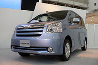 5ナンバーミニバン「トヨタ・ノア／ヴォクシー」がフルモデルチェンジ