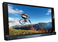 トヨタ純正ナビの「NHBA-X62G」。
8インチの大型ディスプレイを採用し、ブルーレイ再生機能を初めて搭載したフラッグシップモデル。価格はG-BOOK mXproモデルが34万3350円、G-BOOK mXモデルが29万9250円。