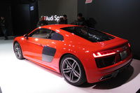 「R8 V10クーペ 5.2 FSIクワトロ」