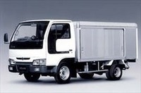 オーテックから自販機飲料の専用配送車の画像