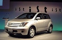 【Movie】トヨタの新型車、その名は「ist」の画像