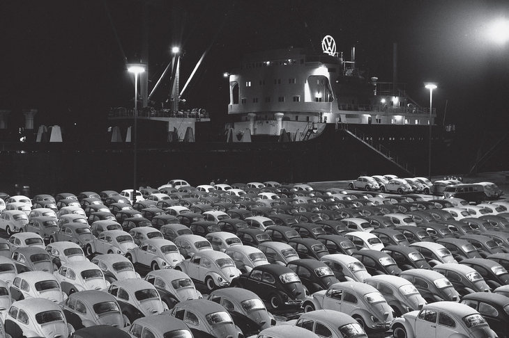 良質な小型大衆車として世界各国に輸出された「フォルクスワーゲン・タイプ1」。ブラジルやメキシコなどでは、現地生産も行われた。