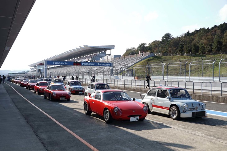 貴重なヒストリック・アバルトによるデモンストレーションランを実施。ここからは、展示と走行を行った車両の一部を紹介していく。