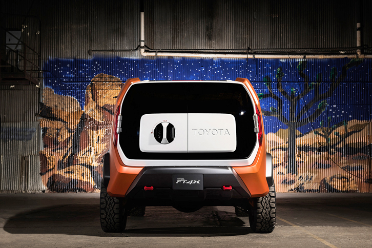 トヨタFT-4X（バックドア＜クローズ時＞）