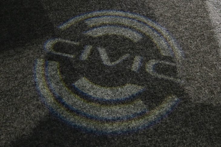 ホンダ・シビックLX ホンダアクセス用品装着車（パターンプロジェクター）