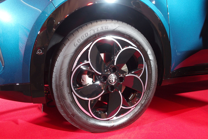 アルファ・ロメオ・ジュニア（フロントホイール）