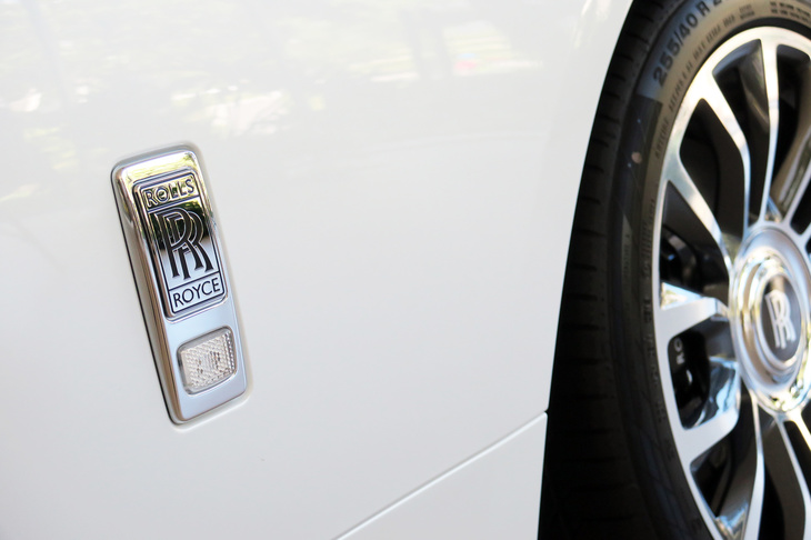 ロールス・ロイスのバッジ。