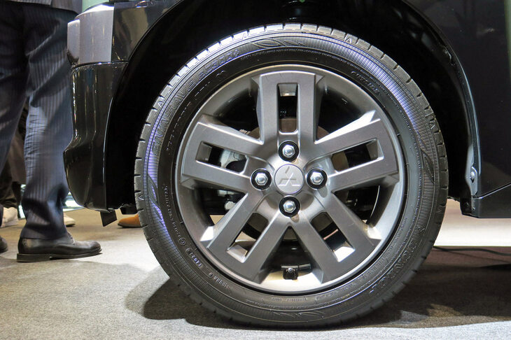 三菱デリカミニTプレミアム