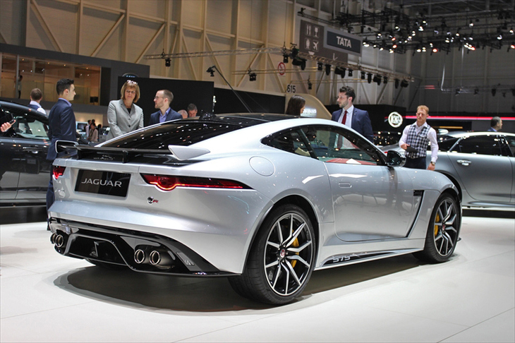 ジャガーFタイプSVRグラフィックパック（エクステリア）