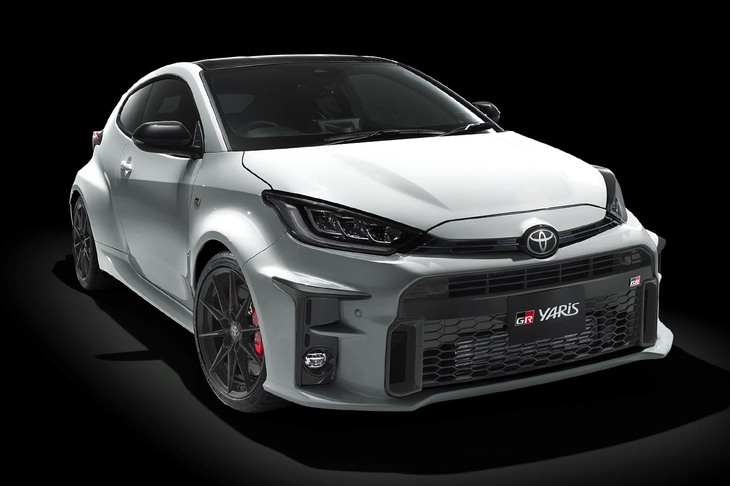 高性能ハッチバック「トヨタGRヤリス」は2020年夏をめどに発売される。同年1月10日にスタートしたデビュー記念モデルの先行予約には、2週間で2000を超える応募があったという。
